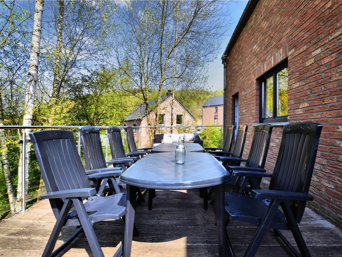 Charming Holiday Home In Durbuy With Sauna バルヴォー エクステリア 写真