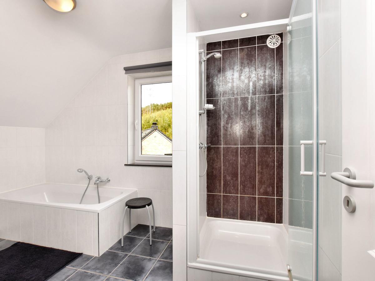 Charming Holiday Home In Durbuy With Sauna バルヴォー エクステリア 写真